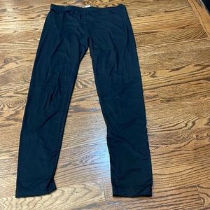 Hippie rose kids leggings. Size medium. Black